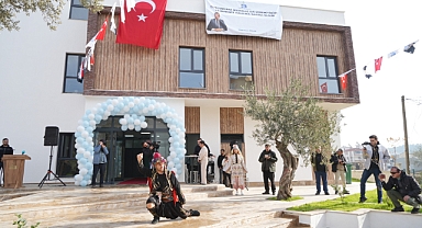 Edremit’te Tuzcumurat Mahalle Evi Törenle Hizmete Açıldı