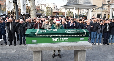 Gazeteci Olcay Özal Toprağa Verildi