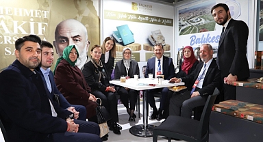 “Mehmet Akif Ersoy’a Saygı” Kitabına Büyük İlgi