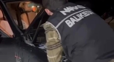 Uyuşturucuyu Otomobilin Havalandırmasına Sakladılar   