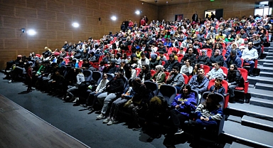 '49: İnsanı Yaşat Ki, Devlet Yaşasın' Filmine Yoğun İlgi