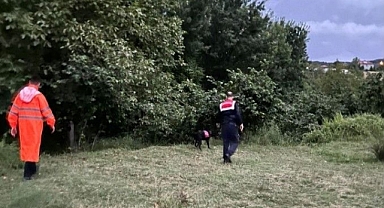 83 Yaşındaki Kayıp Adamı Jandarma Buldu