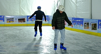 Altıeylül’de Bir İlk Daha - Ücretsiz Buz Pateni