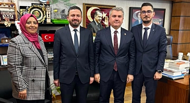 Balıkesir AK Parti Teşkilatından Milletvekili Mustafa Canbey'e Nazik Ziyaret