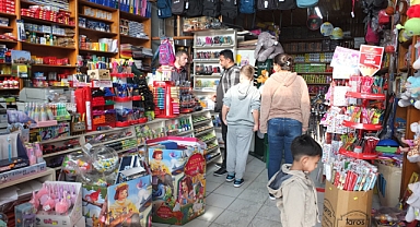 Balıkesir’de 'Askıda Kırtasiye' Uygulaması Beğeni Topladı