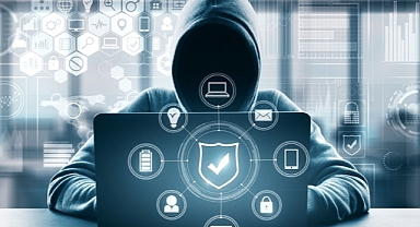 Balıkesir İl Jandarma Komutanlığı, Siber Suçlarla Mücadele Kapsamında İnternet Üzerindeki Zararlı Bağlantılara Geçit Vermiyor