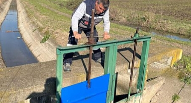 Balıkesir İlçelerindeki Tarımsal Sulama Tesislerine Bakım Çalışmaları Devam Ediyor