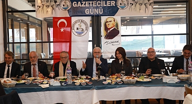 Başkan Deveciler Gazeteciler İle 10 Ocak’ı Kutladı