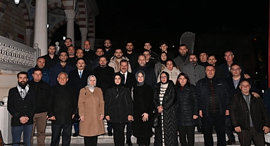 Başkan Yılmaz Regaip Kandili'nde Vatandaşlarla Bir Araya Geldi