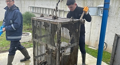 BASKİ Ekipleri, Sındırgı Atıksu Arıtma Tesisi'nde Temizlik Çalışmalarını Gerçekleştirdi
