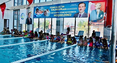 Bigadiç’te Öğrencilere Karne Hediyesi