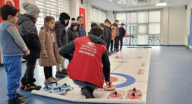 Dursunbey'de Öğrencilere Yarıyıl Tatilinde Eğlenceli Etkinlik