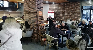 Fırıntaş Kafede Müşteri Yoğunluğu