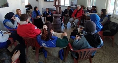 Gençlerden Kıraathane Ziyareti