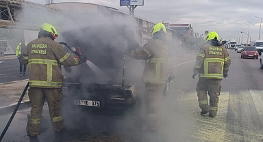 Hareket Halindeki Otomobil Küle Döndü