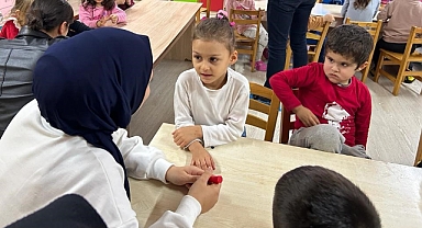 Manyas’ta Minikler Hem Öğrendi Hem Eğlendi