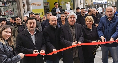 MHP İvrindi Kadın Kolları Başkanı Fahriye Şendoğan'a Ait Klinik Açıldı