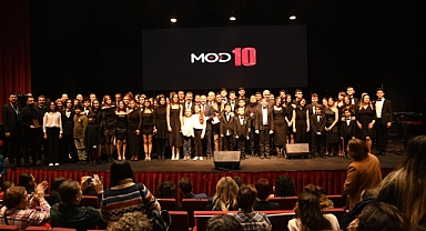 MOD10 ilk konserini verdi