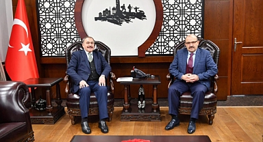 Orman ve Su İşleri Eski Bakanı Prof. Dr. Veysel Eroğlu, Balıkesir Valisini Ziyaret Etti