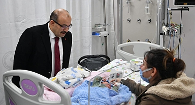 Vali Ustaoğlu, Balıkesir Üniversitesi Sağlık Uygulama ve Araştırma Hastanesi'nde Yürütülen Çalışmaları İnceledi