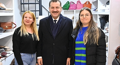 Yücel Yılmaz Vatandaşlarla İç İçe