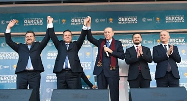 Altıeylül Belediye Başkan Adayı Mesut Eray'dan Cumhurbaşkanı Erdoğan'a Kutlama