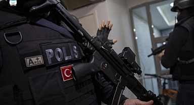 Balıkesir'de Büyük Çaplı Operasyon: 60 Aranan Şahıstan 40'ı Yakalandı