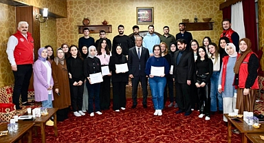 Balıkesir’de Gençlerin Kişisel Gelişimine Destek