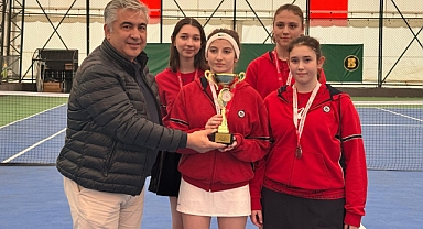 Balıkesir'de Okul Sporları Tenis Genç Kızlar İl Birinciliği Tamamlandı