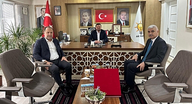 Balıkesir İl Emniyet Müdürü Hasan Yiğit, Ak Parti İl Başkanlığı'nı Ziyaret Etti