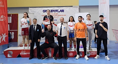 Balıkesir Sporcularından Başarı: Türkiye Kick Boks Şampiyonasında Dereceye Girdiler