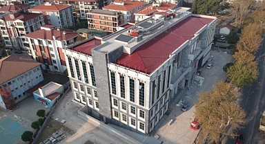 Balıkesir Valisi İsmail Ustaoğlu, Edremit'teki Hükümet Konağı İnşaatını İnceledi