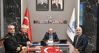 Balıkesir Valisi İsmail Ustaoğlu, İçişleri Bakanı Ali Yerlikaya Başkanlığında Güvenlik Toplantısına Katıldı