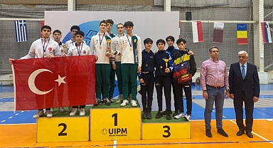 Balıkesirli Eskrimciler Avrupa Turnuvasında Başarı Kazandı