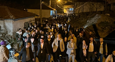 Başkan Adayı Ali Gür, Akçapınar Mahallesi'nde Vatandaşlarla Buluştu