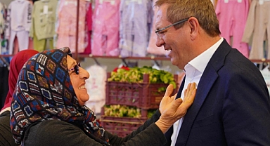 Başkan Mesut Ergin, Sarımsaklı Salı Pazarı'nda Vatandaşlarla Buluştu