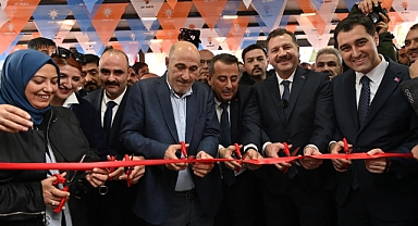 Başkan Yılmaz, Edremit Seçim Bürosunu Açtı