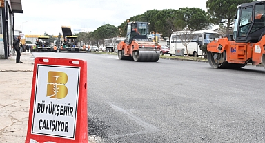 Büyükşehir, Küçük Sanayi Sitesi'nin yollarını yeniliyor