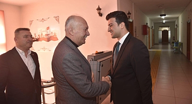 Dursunbey Belediye Başkanı Ramazan Bahçavan, Kaymakam Çetin'i Ziyaret Etti