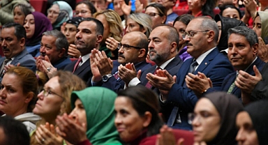 Eğitim Akademisi'nin İlk Programı: Vali Ustaoğlu, Veli Akademisi'ne Katılarak Destek Verdi