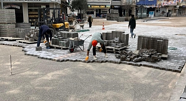 Gönen'de Çevre Düzenlemeleri Devam Ediyor