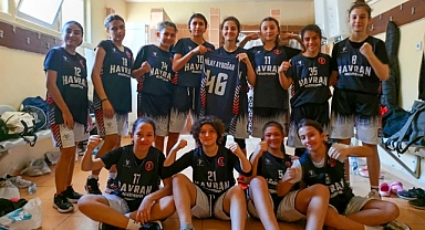 Havran Belediyespor U14 Basketbol Kız Takımı, Bölge Şampiyonası'nda Namağlup Şampiyon Oldu!