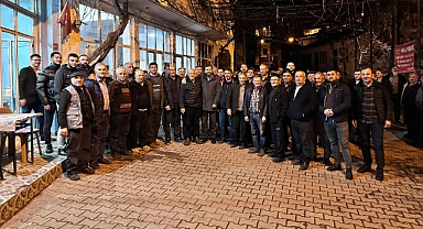 Sındırgı Belediye Başkanı Ekrem Yavaş, Umurlar Mahallesi'nde Vatandaşlarla Buluştu