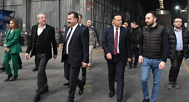 Yücel Yılmaz ile Mesut Eray, Fabrika Çalışanlarıyla Buluştu