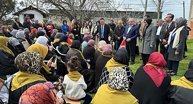 Altıeylül Belediye Başkan Adayı Mesut Eray, Aslıhantepecik Mahallesi'nde Kadınlarla Buluştu
