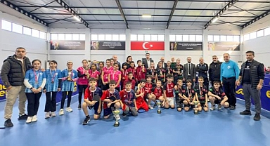 Balıkesir'de Okul Sporları Masa Tenisi İl Birinciliği Sonuçlandı