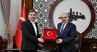 Diyanet-Sen Genel Başkanı Ali Yıldız, Vali Ustaoğlu'nu Ziyaret Etti