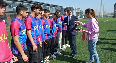 Karesi Bölgesi Mahalle Ligi Müsabakaları Sonuçlandı, Ödüller Sahiplerini Buldu