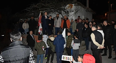 Mesut Eray, Akarsu ve Ayşebacı Mahallelerini Ziyaret Etti