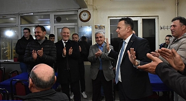 Mesut Eray, Sütlüce Mahallesi'ndeki Kahvehaneleri Ziyaret Etti